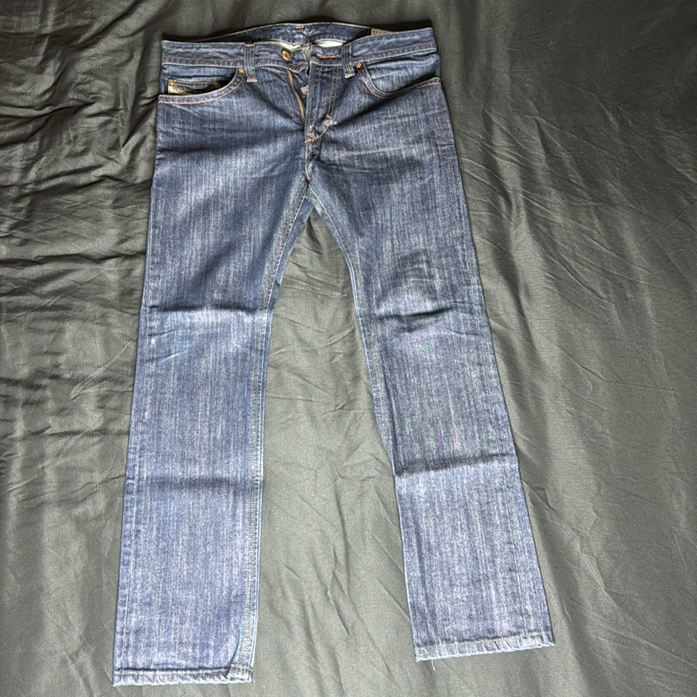Diesel Blue Jeans Style Thavar Slim-Skinny size 29 inseam hemmed to 29"